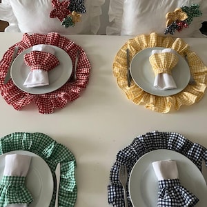 Handmade Gingham Ruffled Placemat: Vintage Farmhouse Table Decor