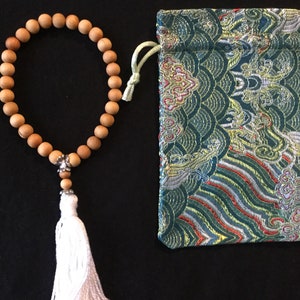Sandal wood  beads bracelet, Meditation mala, Sandalwood mala, Buddhist mala, Yoga’s gift,Aroma Mala, Prayer Mala,Unisex mala,Wooden Mala.