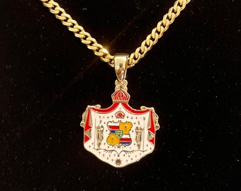14k Gold Hawaiian Coat of Arms Pendant w/ 8mm Thick Cuban Chain