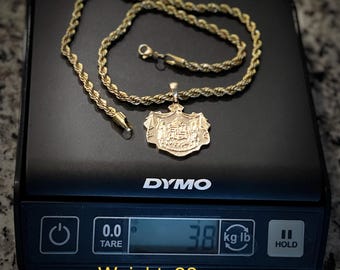14k Hawaiian Coat of Arms Gold Pendant Necklace