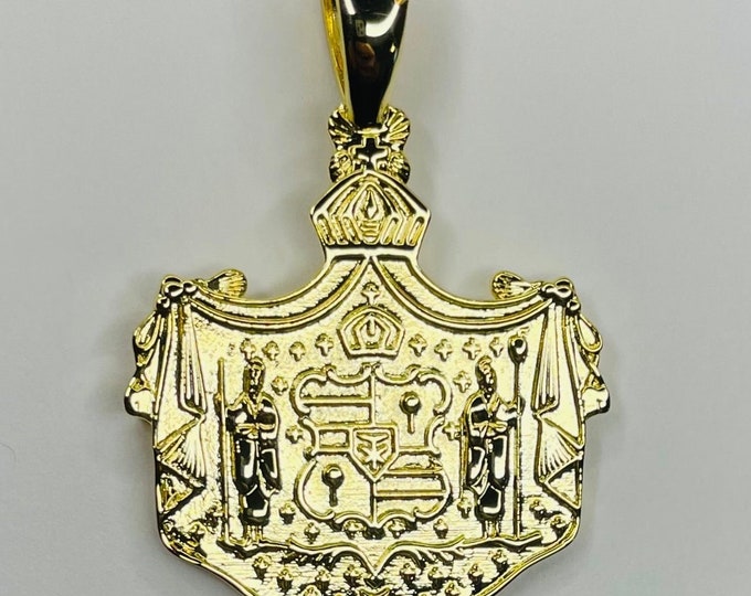 14kt Gold Hawaiian Coat of Arms Pendant w/ Chain