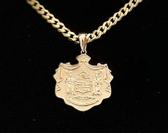 14k Gold Hawaiian Crest Pendant 5mm Thick Cuban Chain