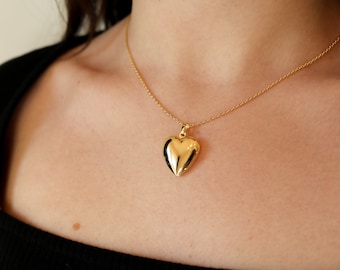 Gold heart locket necklace | 14k gold filled locket | heart necklace | valentines day gifts for her | heart locket | dainty locket necklace