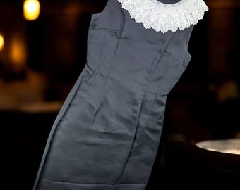 Vintage Candy Petite Dress Womens XS S Black 1960s Lace Collar Shift Cocktail