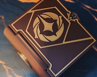 LORCANA | Mini pudełko na talię kart Spell Book i 6 magnetycznych żetonów z tuszem | Mieści 1 talię w koszulce