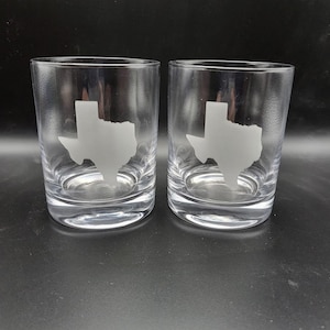 Texas state outline etched glass, state of Texas, Texas gifts, lonestar state, state gifts, wine glass, rocks glass, Housewarming gift