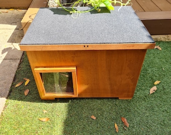 Insulated Cat House