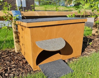 Tortoise Mansion House – Outdoor Shelter & Hide