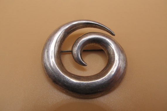 Vintage Sterling Silver Modern Minimalist Swirl Pin/Brooch