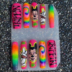 Trippin trippy mouse long square press on nails