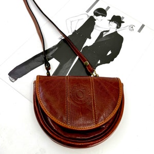Vintage OROTON mini crossbody handbag / pouch - converts to belt / bum style bag - brown colour - detachable straps