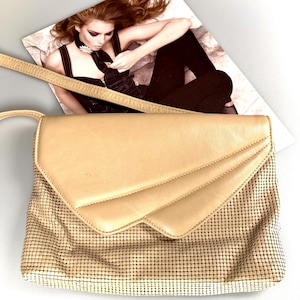 Vintage GLOMESH Markenhandtasche - abnehmbare Riemen - verwandelt sich in eine Clutch - Leder (?) & Mesh - Beige Farbe - in Originalverpackung - um 1980er Jahre
