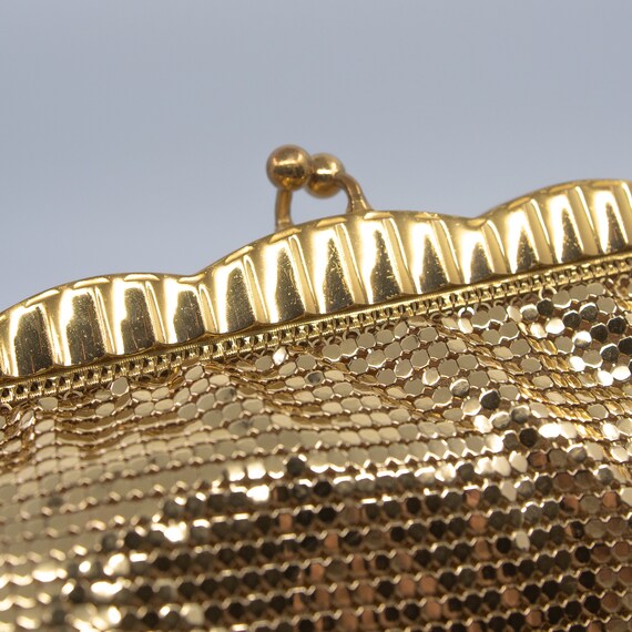 Vintage WHITING & DAVIS gold mesh evening handbag… - image 4