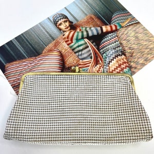 Vintage WHITING & DAVIS double section ladies purse / wallet - white and gold - c1970s - clear plastic divider inside