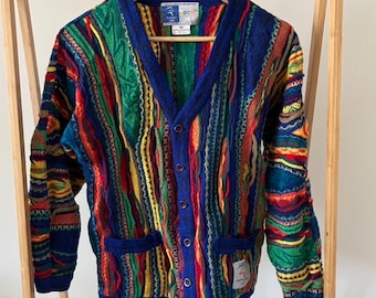 Rare vintage COOGI jumper / cardigan from "Millennium Collection" for Sydney Olympics - Collectors Item - perfect condition - 100% wool