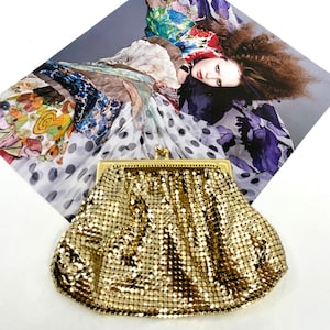 Vintage GLOMESH ladies gold tone purse / pouch with rhinestone clasp - c1980s