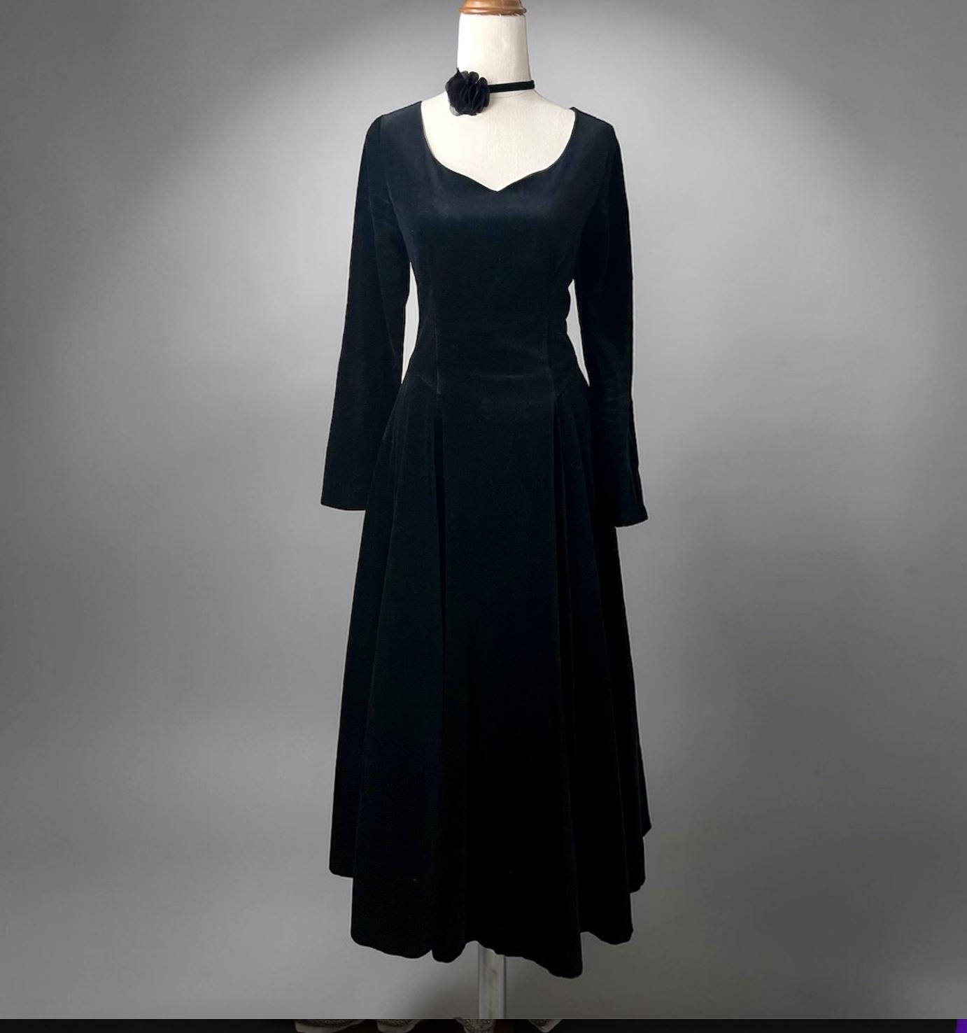 Vintage Laura Ashley Black Velvet Dress / Nedeck Velvet / 90s