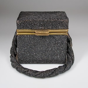 Borsa vintage "DU BONNETTE" in micro vetro nero per semi - anni '40 - specchio - cinturino a torsione