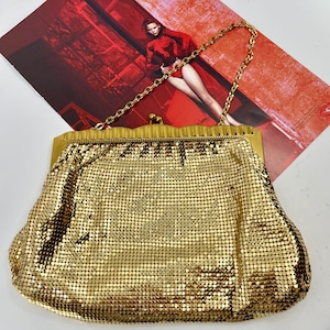 Vintage WHIING & DAVIS goldene Abendhandtasche aus Mesh - c1960s - Stil #2932 - fabelhafter Zustand und passend für iPhone