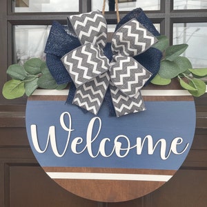 Welcome Wooden Sign | Welcome Sign | Round Welcome Sign | Welcome Door Hanger | Realtor Closing Gift Sign | Farmhouse Decor
