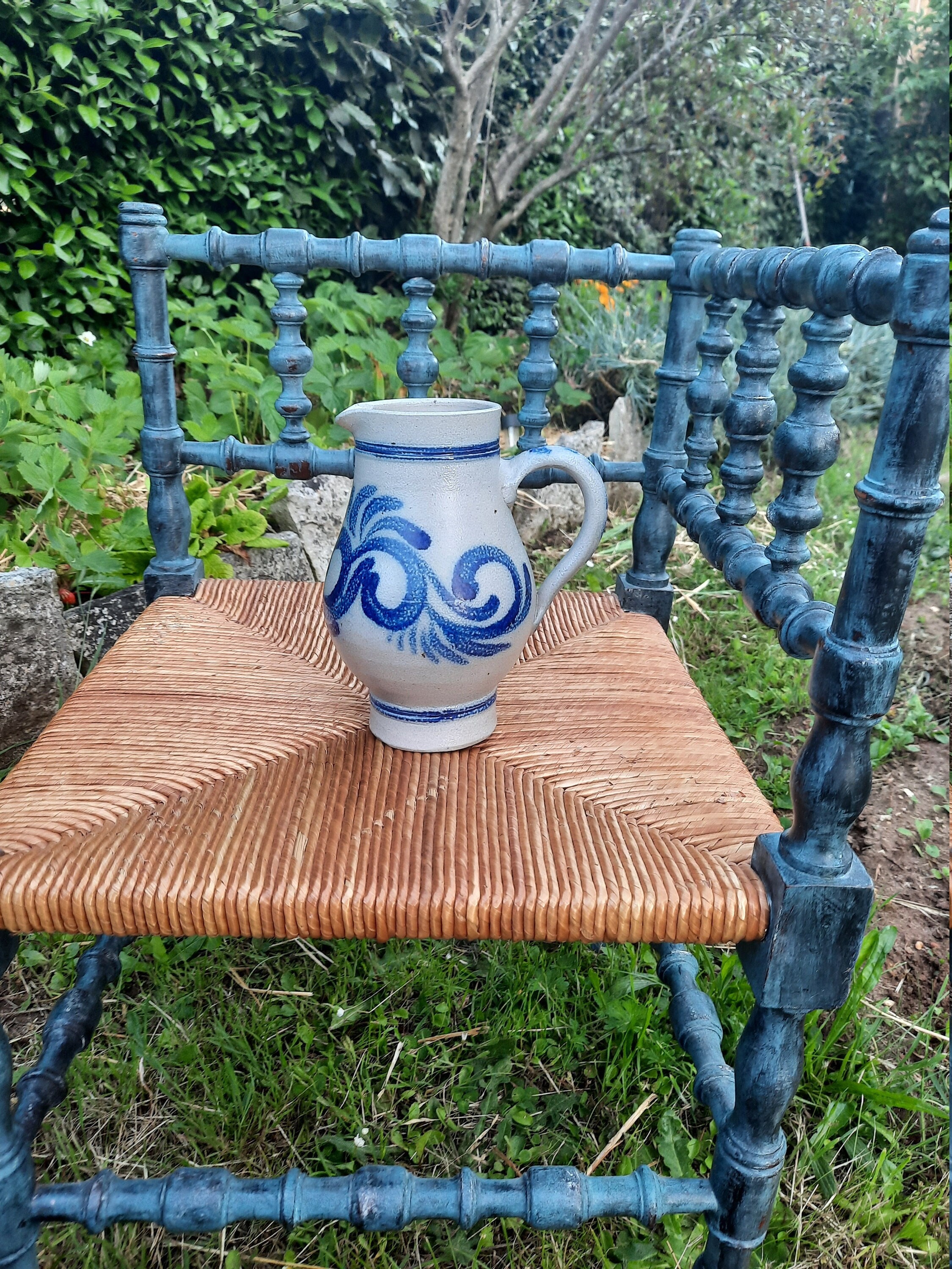 Pichet Bleu Vintage, Poterie Émaillée Au Sel d'alsace, Ancienne, Vase Bleu, Décor de Campagne et Fer