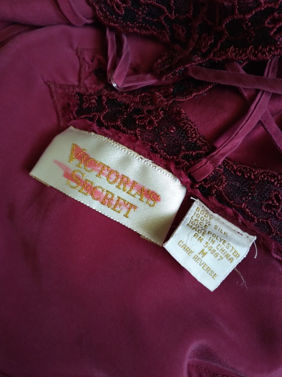 1980s Vintage Victoria's Secret Burgundy Silk Slip Dr… - Gem