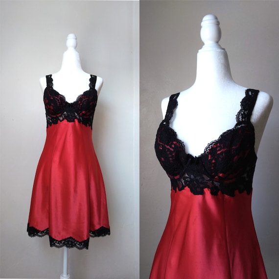 1990s Vintage Victoria's Secret Red Lace Bustier … - image 1