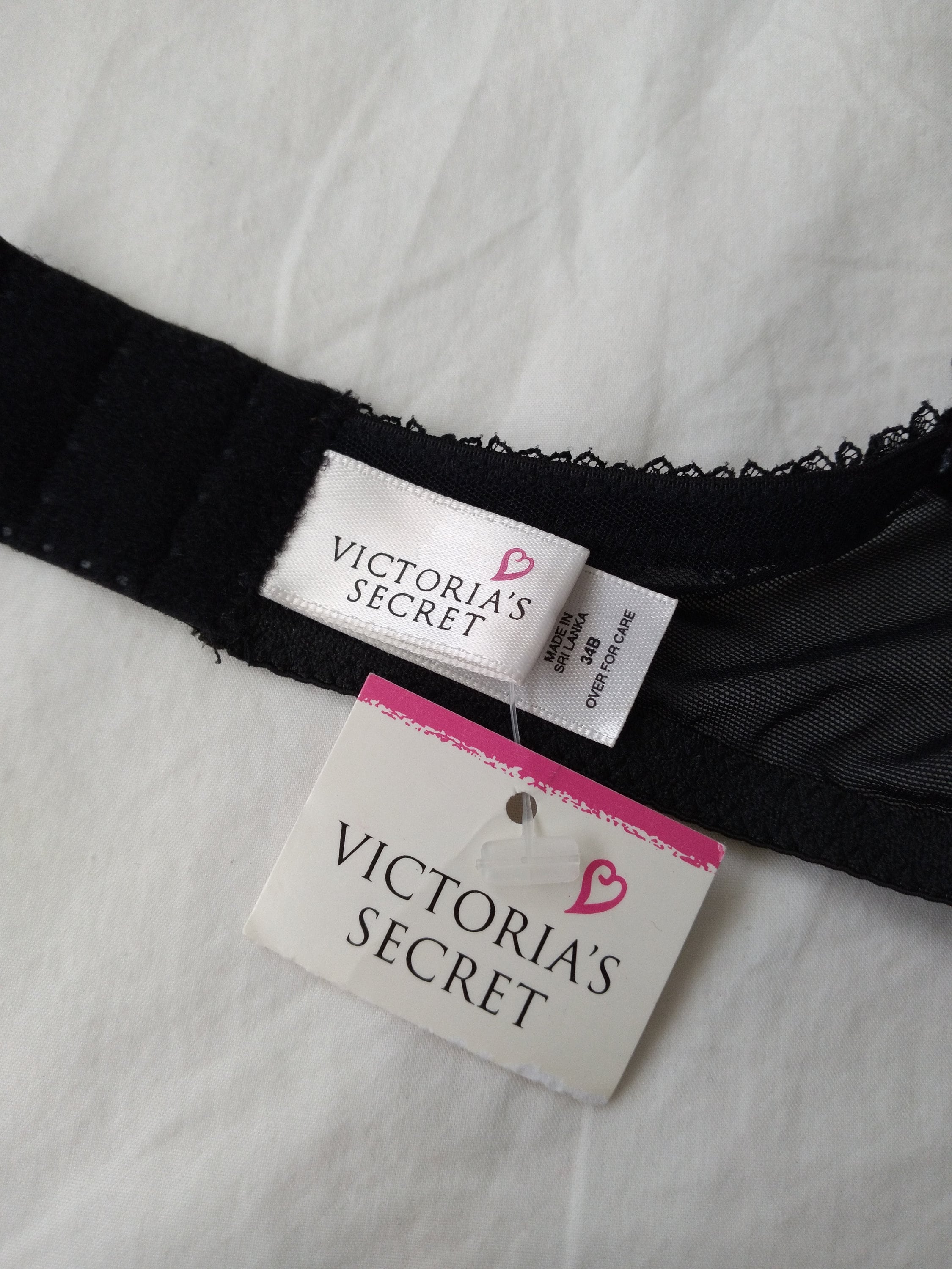 Vintage 1990s Victoria's Secret Gold Label Peach Lace and Satin Bra 36C -   UK