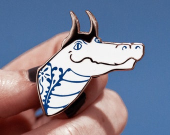 Porcelain Alligator - Hard Enamel Pin