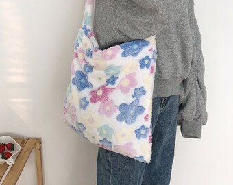 Fluffy Flower Purse 2024 favors