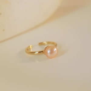 Dainty Pink Pearl Ring - Natural Freshwater Pearl Ring- Minimalist Stacking Ring - Gold Everyday Ring - June Birthstone - Gift for Mom