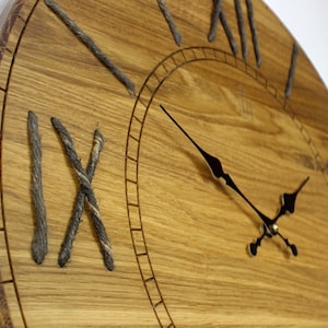 Große Wanduhr mit Seilen, 50 cm / 19,7 &quot;&quot;Vintage Wanduhr, Wanduhr aus natürlicher Eiche, riesige rustikale Wanduhr.&quot;