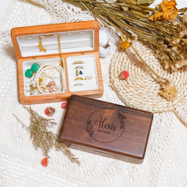 Boîte à bijoux en bois personnalisée, boîte à bijoux prénom personnalisée, boîte à bijoux en bois unique pour femme, boîte à bijoux gravée, cadeau d'anniversaire pour elle