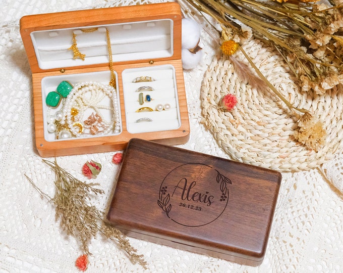 Personalized Wooden Jewelry Box, Personalized Name Jewelry Box, Women Unique Wooden Jewelry Box, Engraved Jewelry Box, Birthday Gift for Her