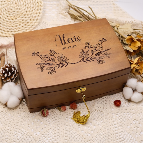 Personalized Wooden Jewelry Box, Customized Retro Jewelry Box, Personalized  Wooden Jewelry Box With Lock and Key, Elegant Retro Gift for Her - Etsy