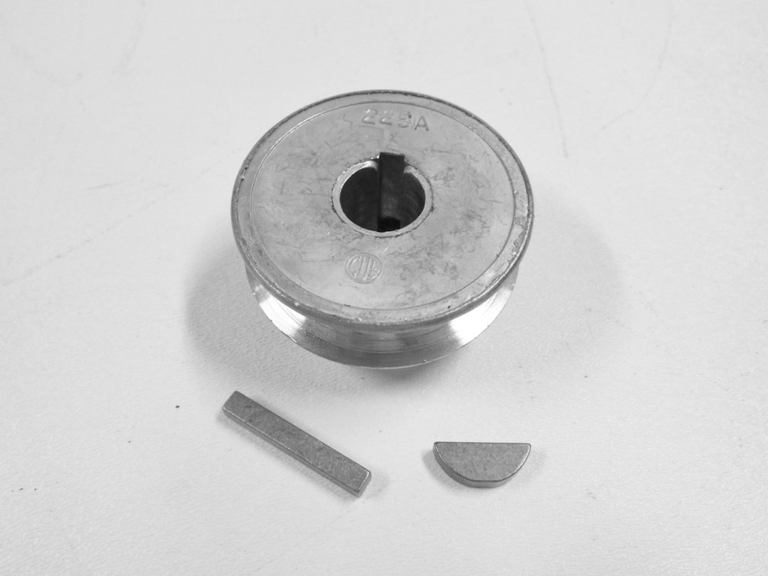 Craftsman Belt Drive Table Saw 2 1/2 Pulley With Keys 5/8 Arbor or