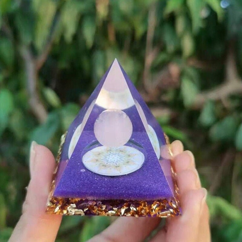Pyramide d'orgone | Sphère de Quartz Rose Orgonite Pyramide Pyramide Chakra Méditation Reiki Cristau