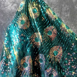 Tela de terciopelo con plumas de pavo real y lentejuelas de lujo en 4 colores, tela bordada con lentejuelas para vestidos de novia, vestidos de noche y ropa de moda