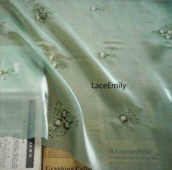 green emerald velvet dress Cotton Embroidered Dress Fabric， 5 Yard Fabric Latest Heavy Beaded  Embroidery 100% Cotton Voile Lace Popular Style for Wedding Party(Same as  Picture) : Amazon.co.uk: Home & Kitchen