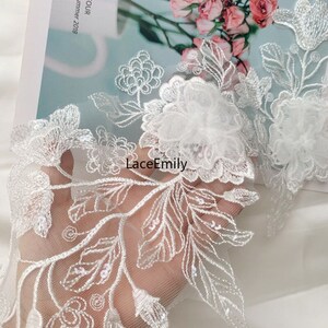 1 pair 3D sequins Flower Lace Applique Ivory organza flowers embroidery applique for Wedding applique Bridal veil applique