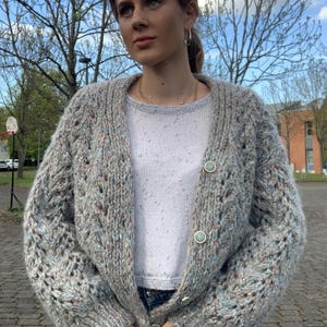 Handmade Merino Wool, Silk & Sequin Cardigan – Chunky Knit Sweater – Cozy Soft Buttoned Cardigan – Gift for Her – Size S/M