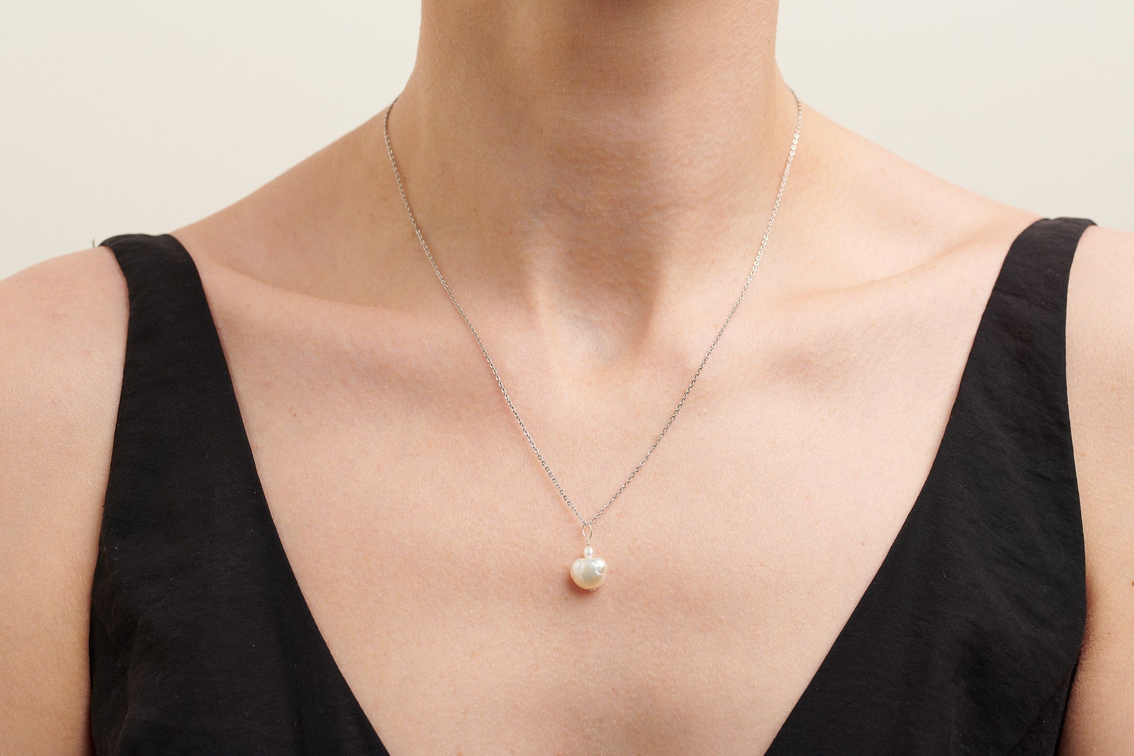 Dainty Pearl Necklace Freshwater Pearls Stacking Necklace Etsy Ireland