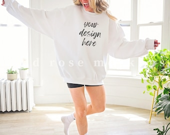Gildan 18000 White Sweatshirt Model Mockup, Oversized Mockup, Gildan Oversized Sweatshirt Model Mockup