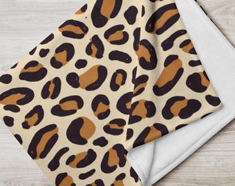 Leopard Print Plush Throw Blanket | Chic Cozy Home Decor