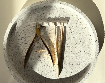 Jesmonite Round Tray with Tool Rest, Salon Decor
