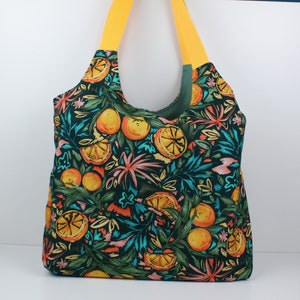 Shopper, Shoppingbag, Canvas Tasche, Grün mit Orangenmuster, Tragtasche, Einkaufsbeutel, mit kleinem Mini Geldbeutel und Innentasche