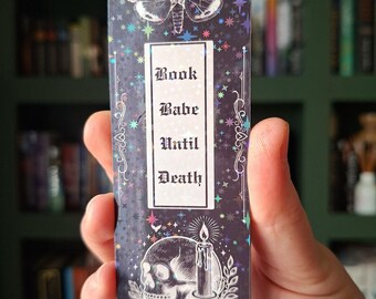 Book Babe - Magnetic Bookmark