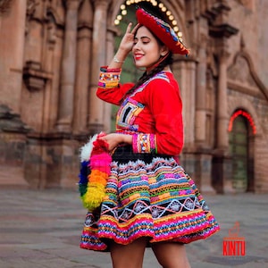 Typical costume of Peru. Typical Peruvian costume from Cuzco. Typical Peruvian costume for women. Typical embroidered dress. VALICHA costume