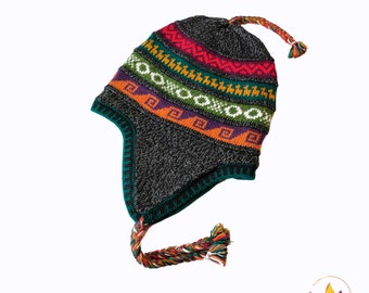 ペルーのチュッロ - エスニックモチーフのアルパカウールの手編み