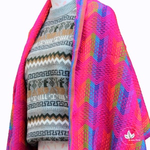 Unisex Wool Scarves// alpaca scarves / alpaca shawls / Shawls to wear / Colorful shawls/ Neck Warmer for Men and Women